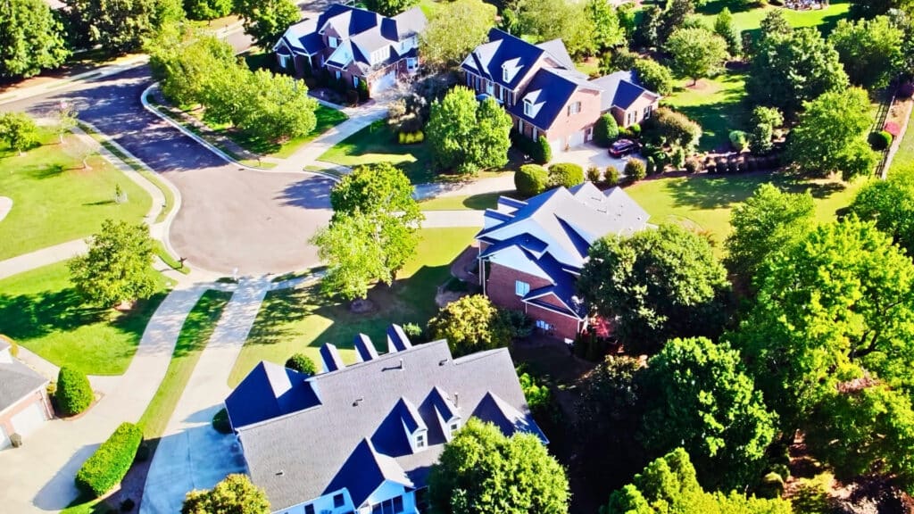 Top 15 Highest Rated Roofers Serving Rochester Hills, MI (2026) Residential Neighborhood Roofing Contractors Schoenherr Roofing Michigan